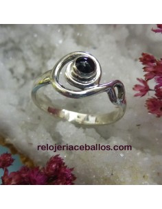 Anillo artesano con diseño moderno AGL