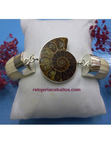 Brazalete con Ammonite y colmillos ABR