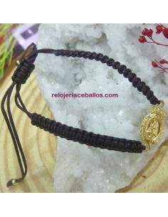 Pulsera  de macramé con Medalla chapada SM