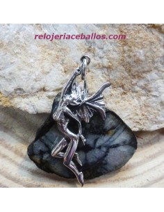 Colgante con Hada sobre Piedra Celta XSQ