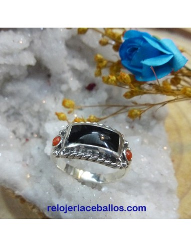 Anillo de plata con Azabache y coral A151