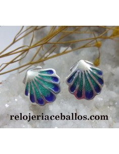 Pendientes con concha del Camino de Santiago