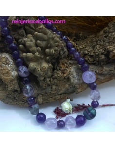 Collar de piedras naturales con amatistas y fluorita CAF
