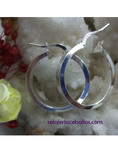 Arete mediano resistente de plata 2CM
