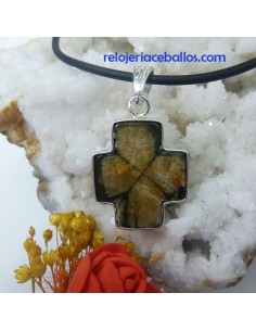 CQA Cruz de plata artesana con Quiastolita