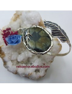 Brazalete artesano de plata con Hoja y Quiastolita