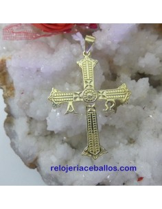 Cruz de la Victoria tallada...
