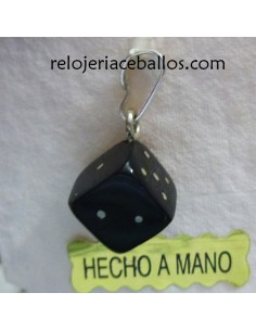 Dado tallado en Azabache