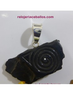 Azabache natural con Espiral tallada