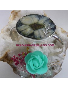 Quiastolita con Brazalete de plata