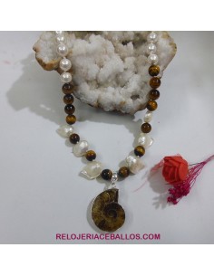Gargantilla con perlas, ojo de tigre y Ammonite