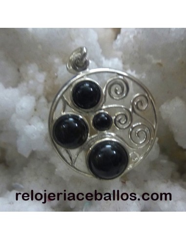 Colgante de plata con bolas de Azabache