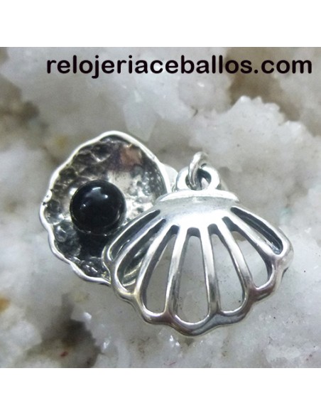 Concha de plata con perla de Azabache