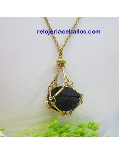 Gargantilla con colgante de carbón redefinido