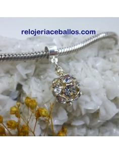 Charm con bola de pedrería
