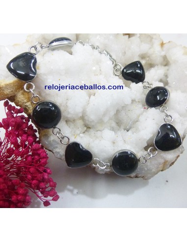 Pulsera de corazones en carbón reestructurado