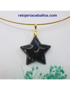 Estrella colgante de carbón... 2