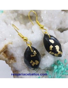 Pendienes facetados de carbón reestructurado