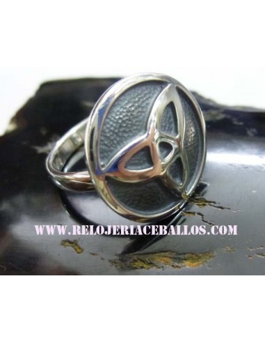 Triketa en forma de anillo  JDA46