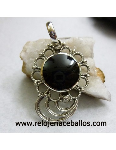 Colgante de plata con azabache ref M107