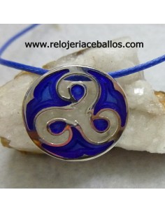 Colgante Triskel de plata... 2