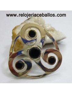 TRISQUEL COLGANTE CON AZABACHE 557