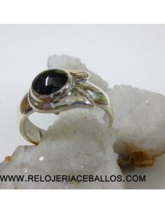 Anillo de azabache...