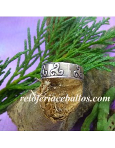 Anillo Triskel de plata  146-0001