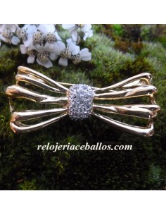Broche Chapado con...