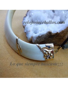 Gargantilla con Colmillos de Jabalí y Oro GCORO 2