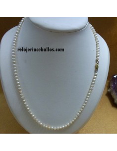 Collar de Perlas Cultivadas y Cierre Chapado CPER2