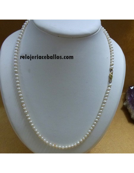 Collar de Perlas Cultivadas y Cierre Chapado CPER2